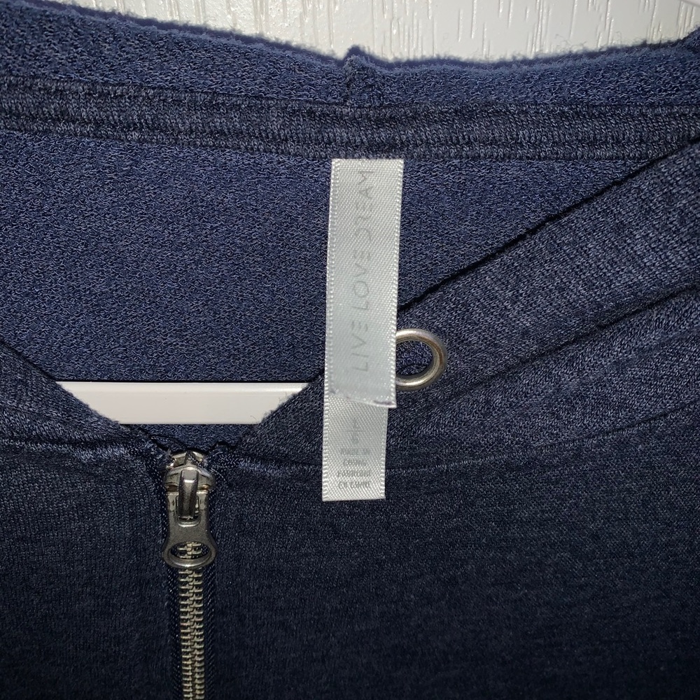 Cropped Jacket - Picture 3 of 3